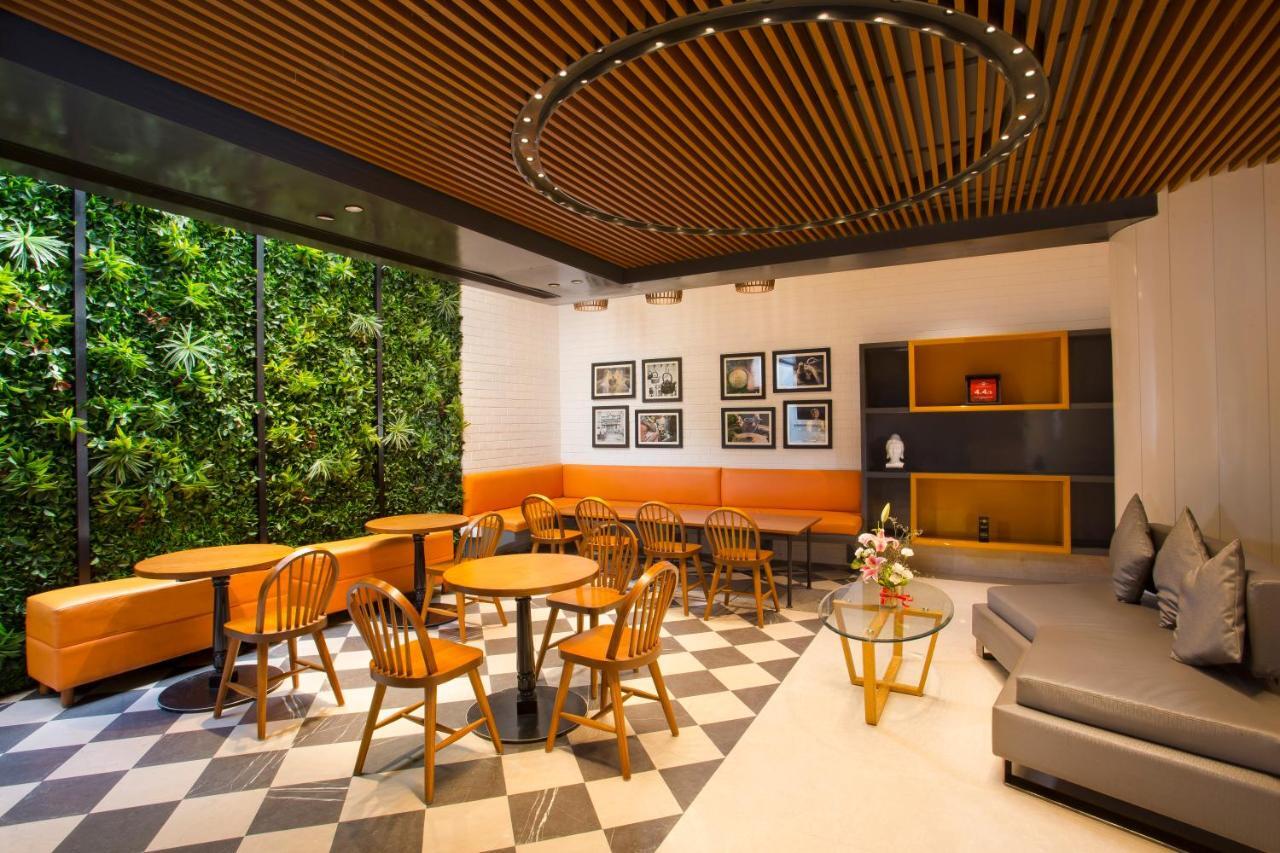 Hotel Fountain Tree By Tgi Bangalore Exterior foto